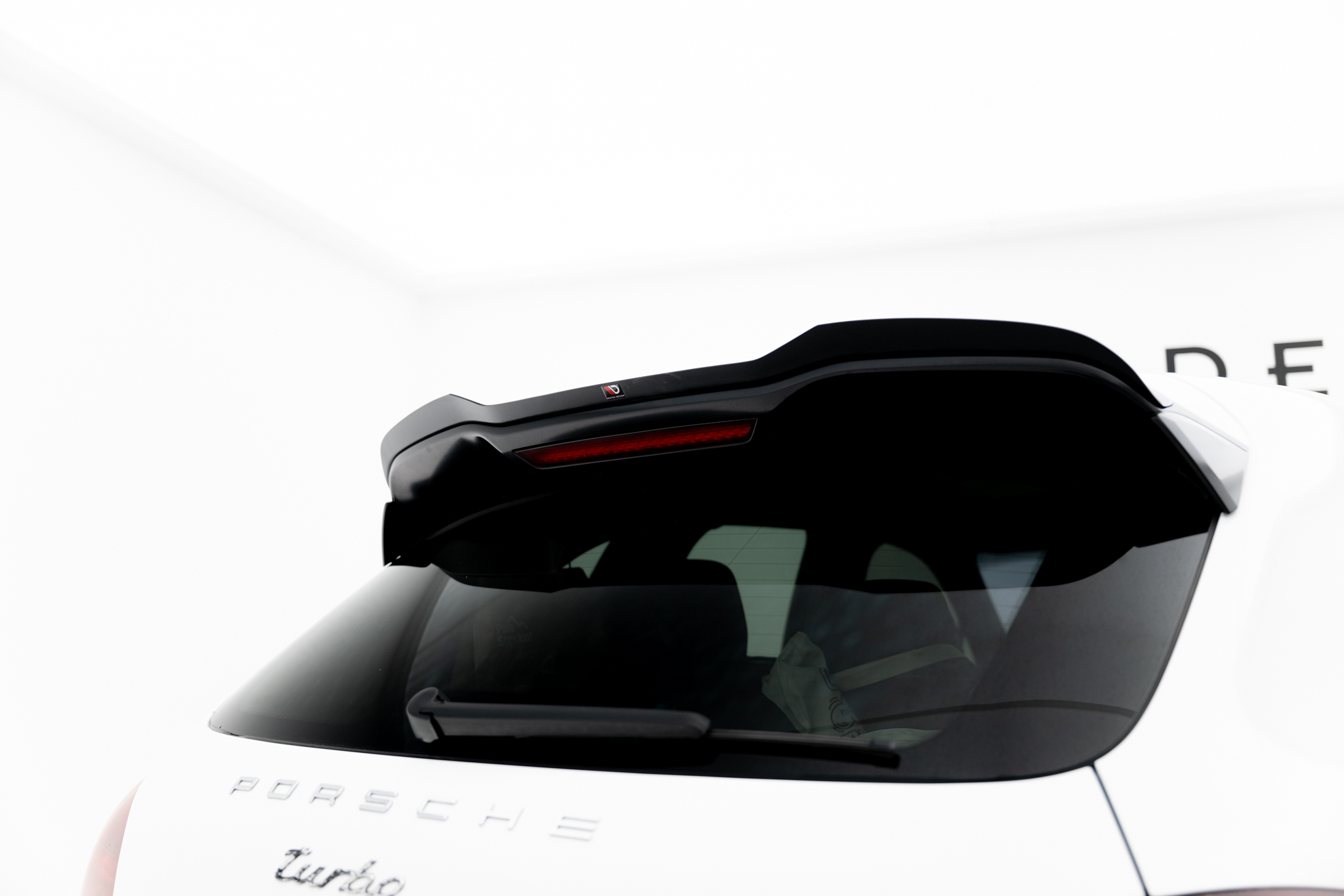 Heck Spoiler Aufsatz Abrisskante passend für Porsche Cayenne Turbo / Standard Mk2 schwarz Hochglanz