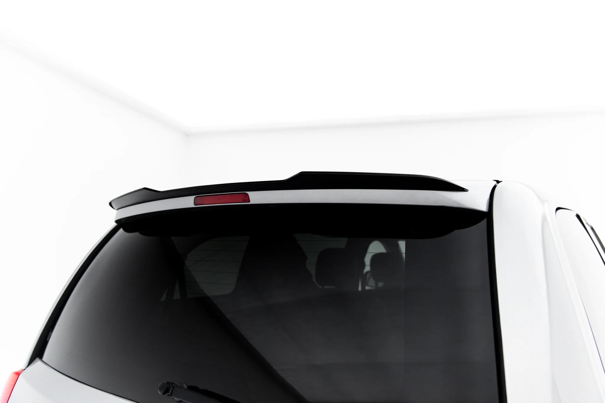 Heckspoiler Lippe Dodge Grand Caravan Mk5 Facelift schwarz Hochglanz