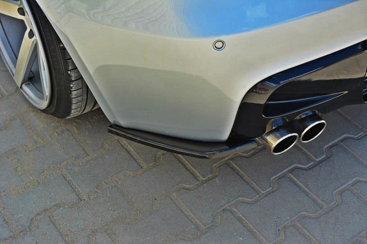 Heck Ansatz Flaps Diffusor für BMW 1er E87 Standard/M-Performance schwarz Hochglanz