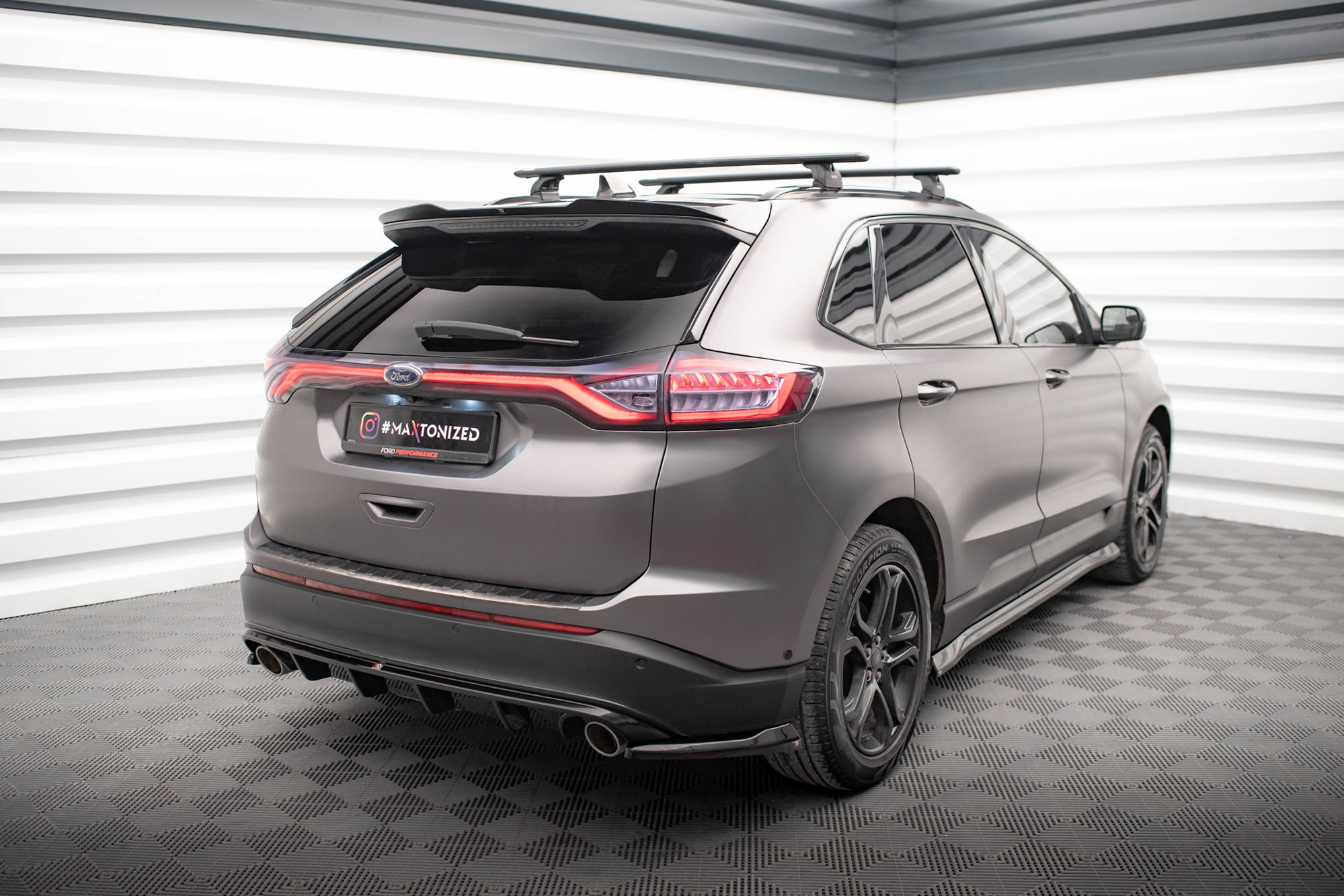 Street+ Heck Ansatz Flaps V.2 passend für Ford Edge Mk2 schwarz Hochglanz