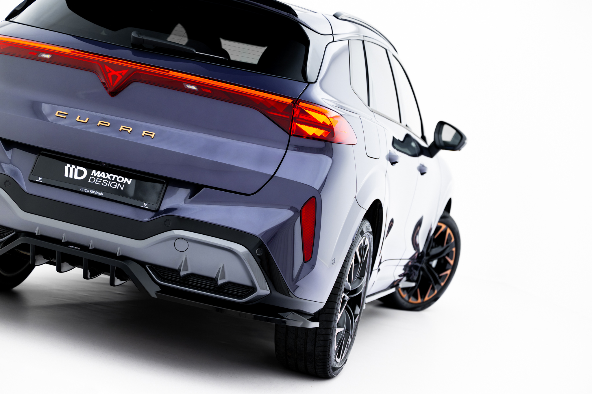 Diffusor Heckansatz V.2 passend für CUPRA Terramar Mk1 schwarz Hochglanz