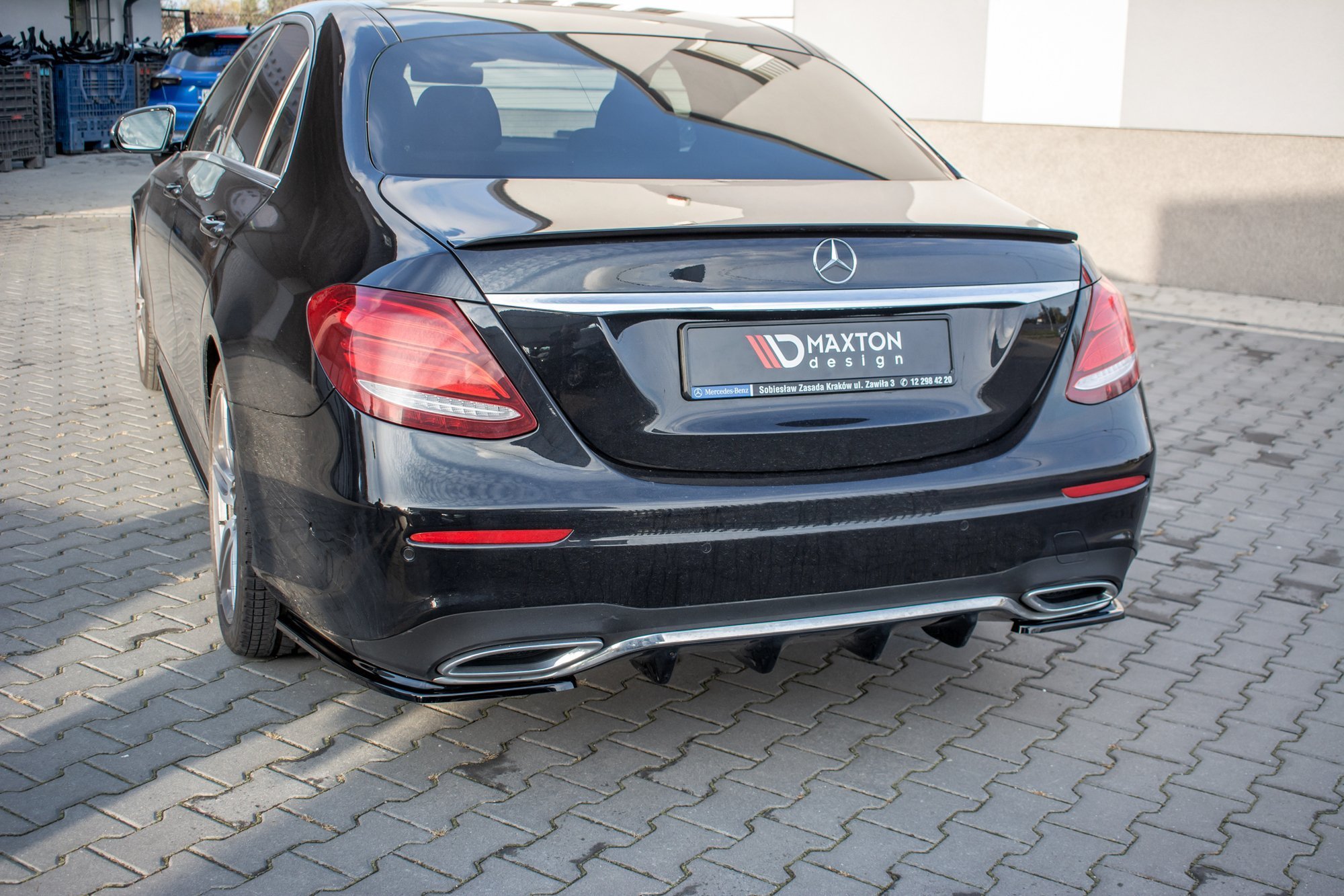 Spoiler CAP für Mercedes-Benz E Limousine W213 AMG-Line schwarz Hochglanz