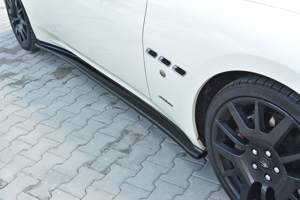 Seitenschweller Ansatz passend für Maserati GRANTURISMO 2007-2011 Carbon Look