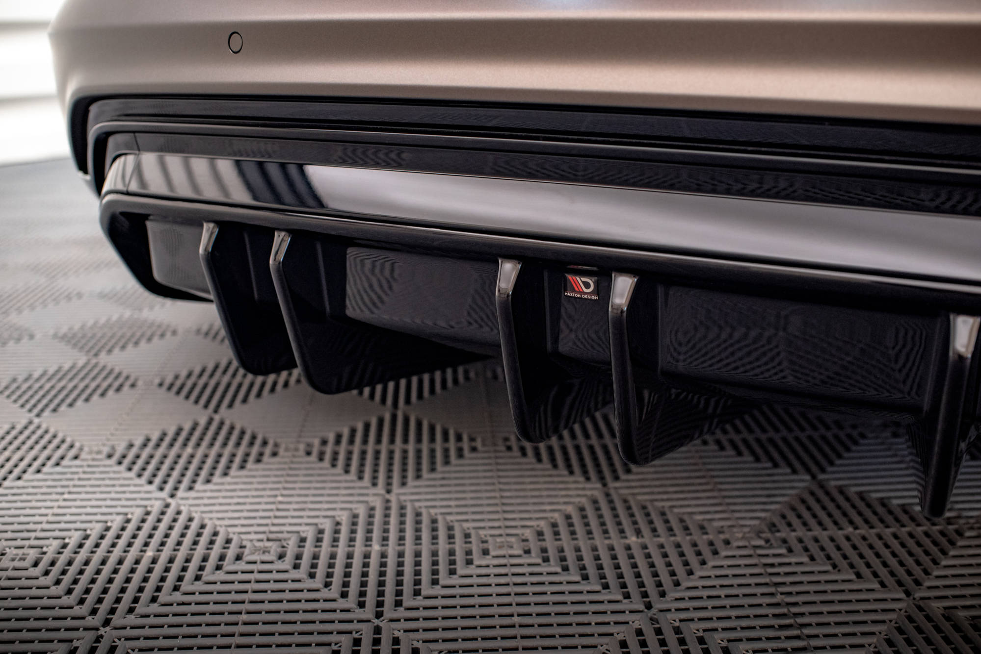 Street+ Heck Ansatz Diffusor passend für Audi e-Tron GT / RS GT Mk1 schwarz Hochglanz