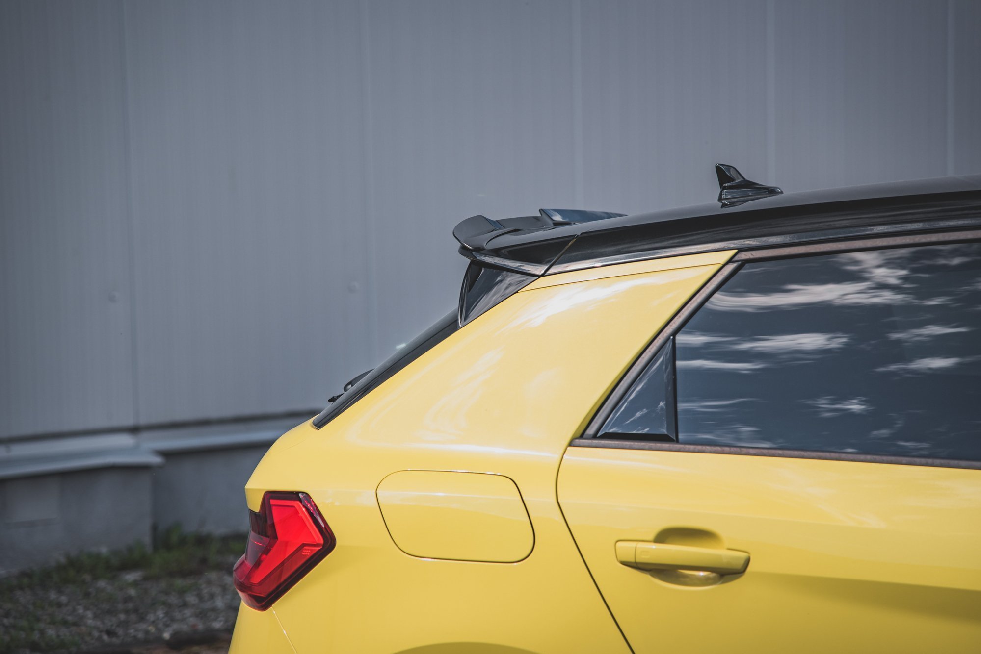 Spoiler CAP für Audi A1 S-Line GB schwarz Hochglanz