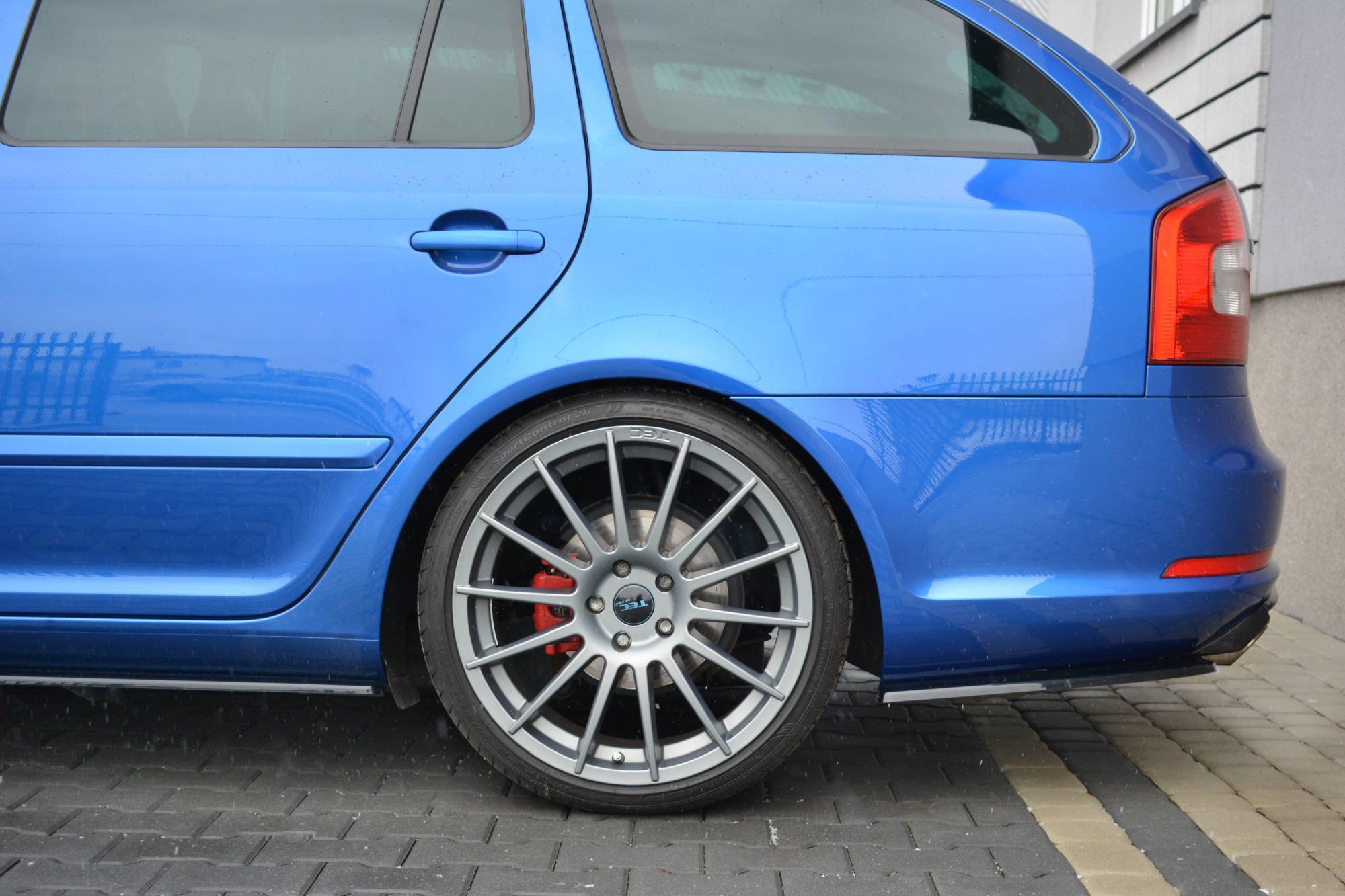 Heck Ansatz Flaps Diffusor für Skoda Octavia RS Limousine / Combi Mk2 / Mk2 Facelift schwarz Hochglanz