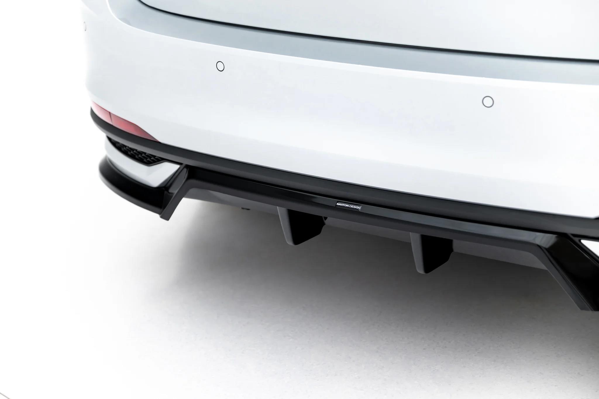 Street+ Mittlerer Diffusor RACE passend für Skoda Scala Mk1 Facelift schwarz Hochglanz