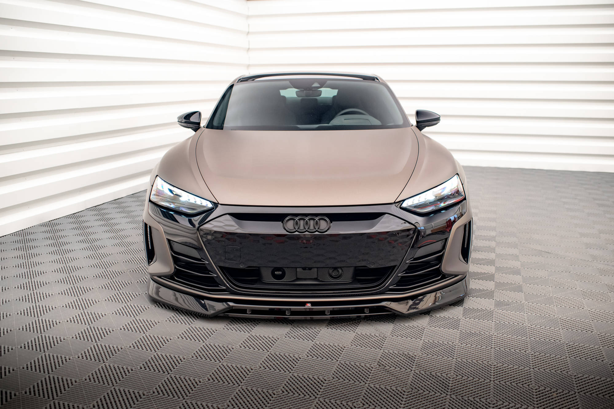Street+ Spoilerlippe Front Ansatz V.3 passend für Audi e-Tron GT / RS GT Mk1 schwarz Hochglanz