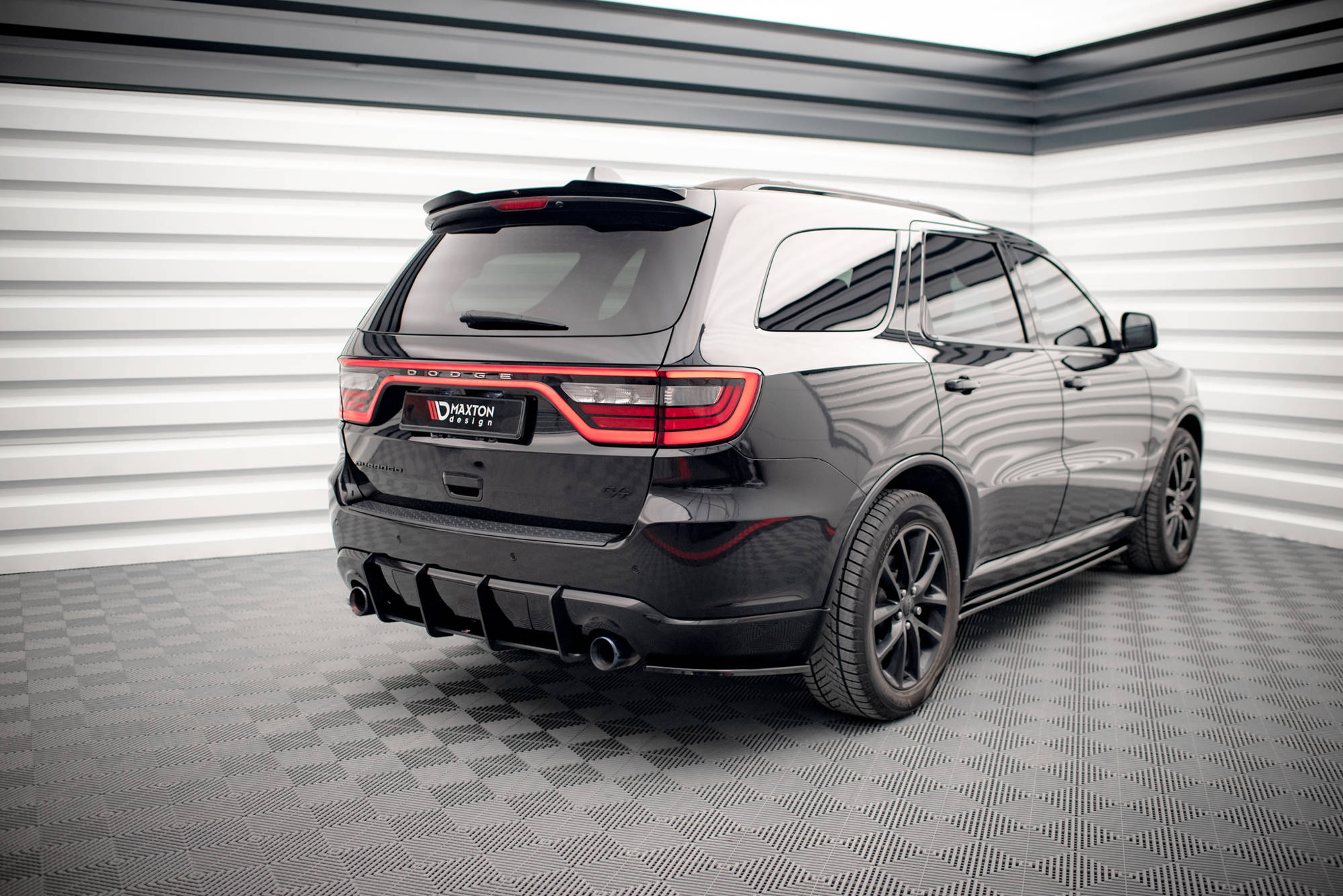 Street Pro Heckschürze Heck Ansatz Diffusor V.2 passend für Dodge Durango RT Mk3 rot