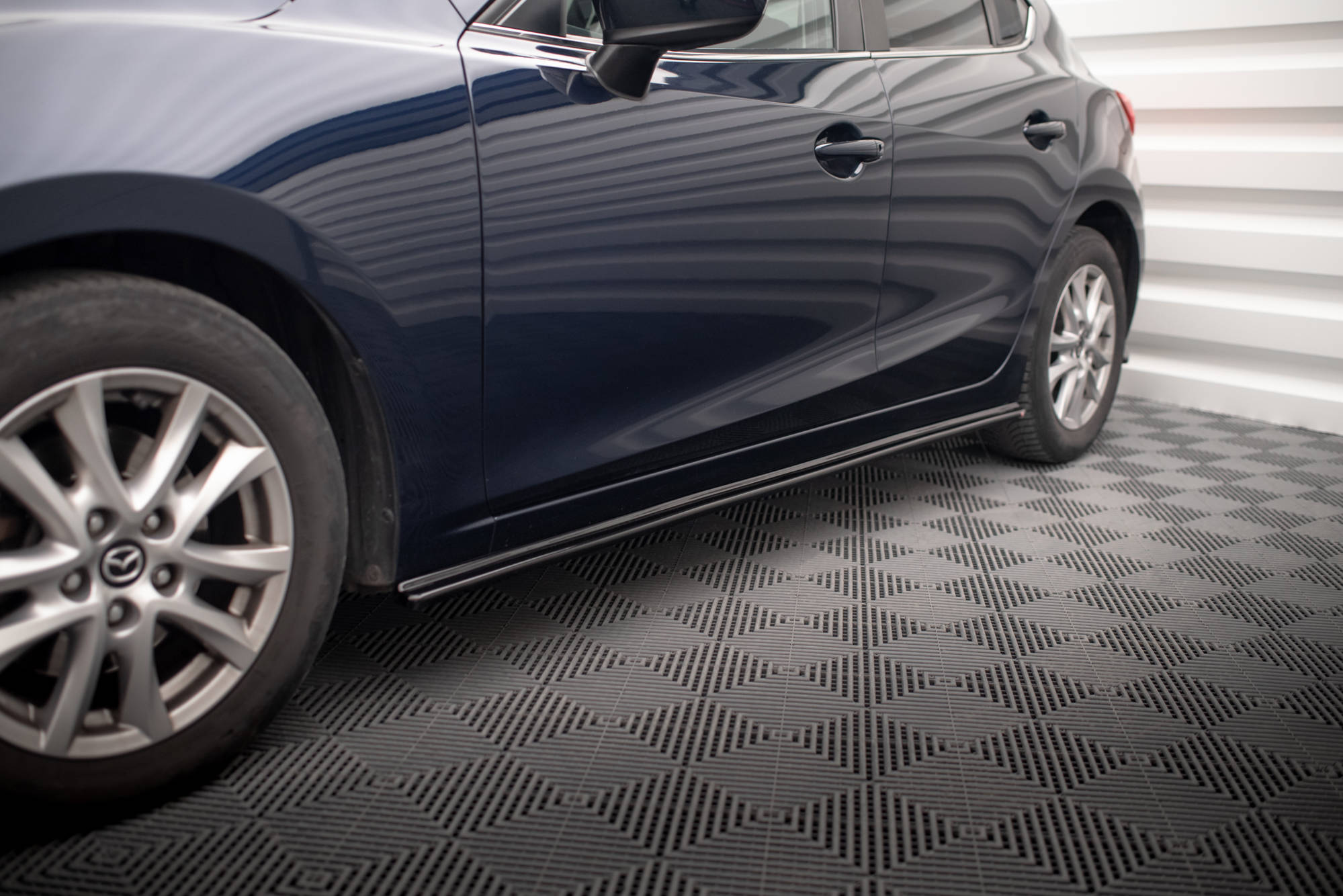 Seitenschweller Ansatz für Mazda 3 BN Mk3 schwarz Hochglanz