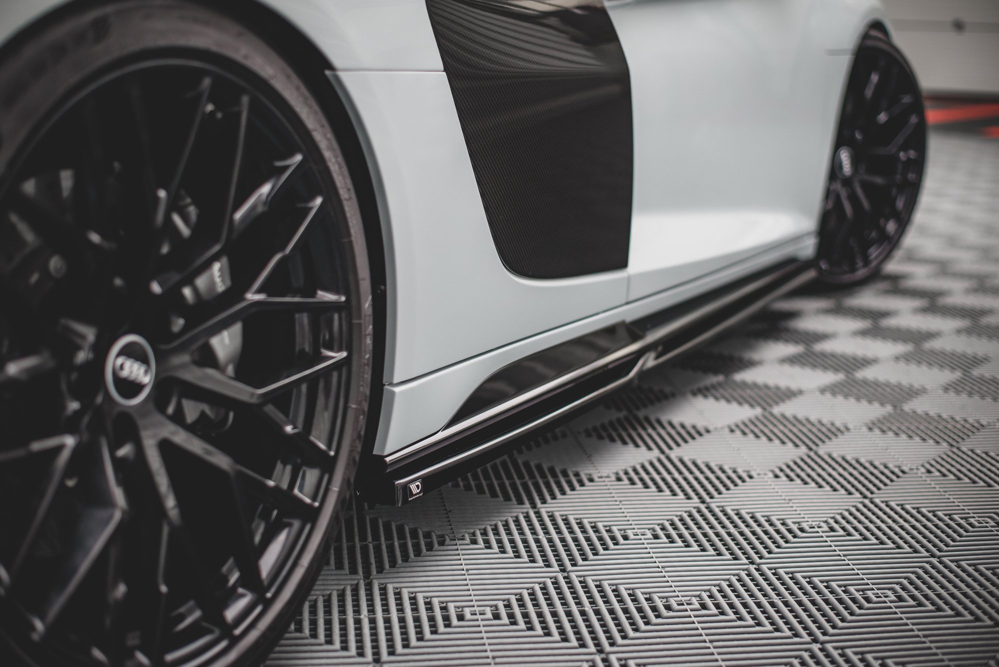 Street+ Seitenschweller Leisten passend für Audi R8 Mk2 FL schwarz Hochglanz