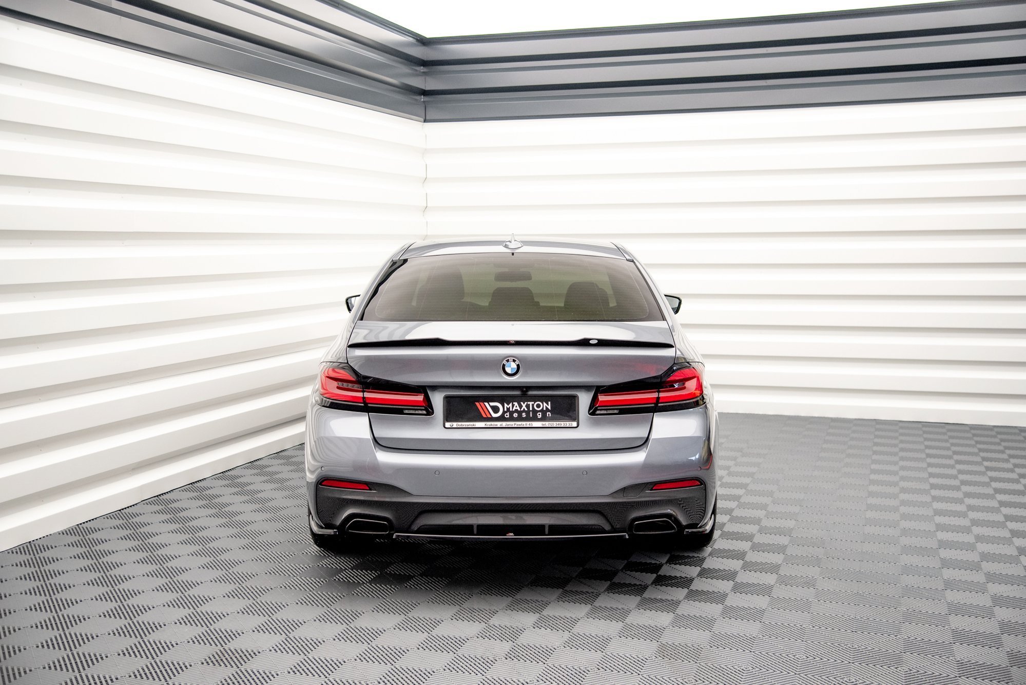 Street+ Heck Ansatz Flaps passend für BMW 5er G30 FL M-Paket schwarz Hochglanz