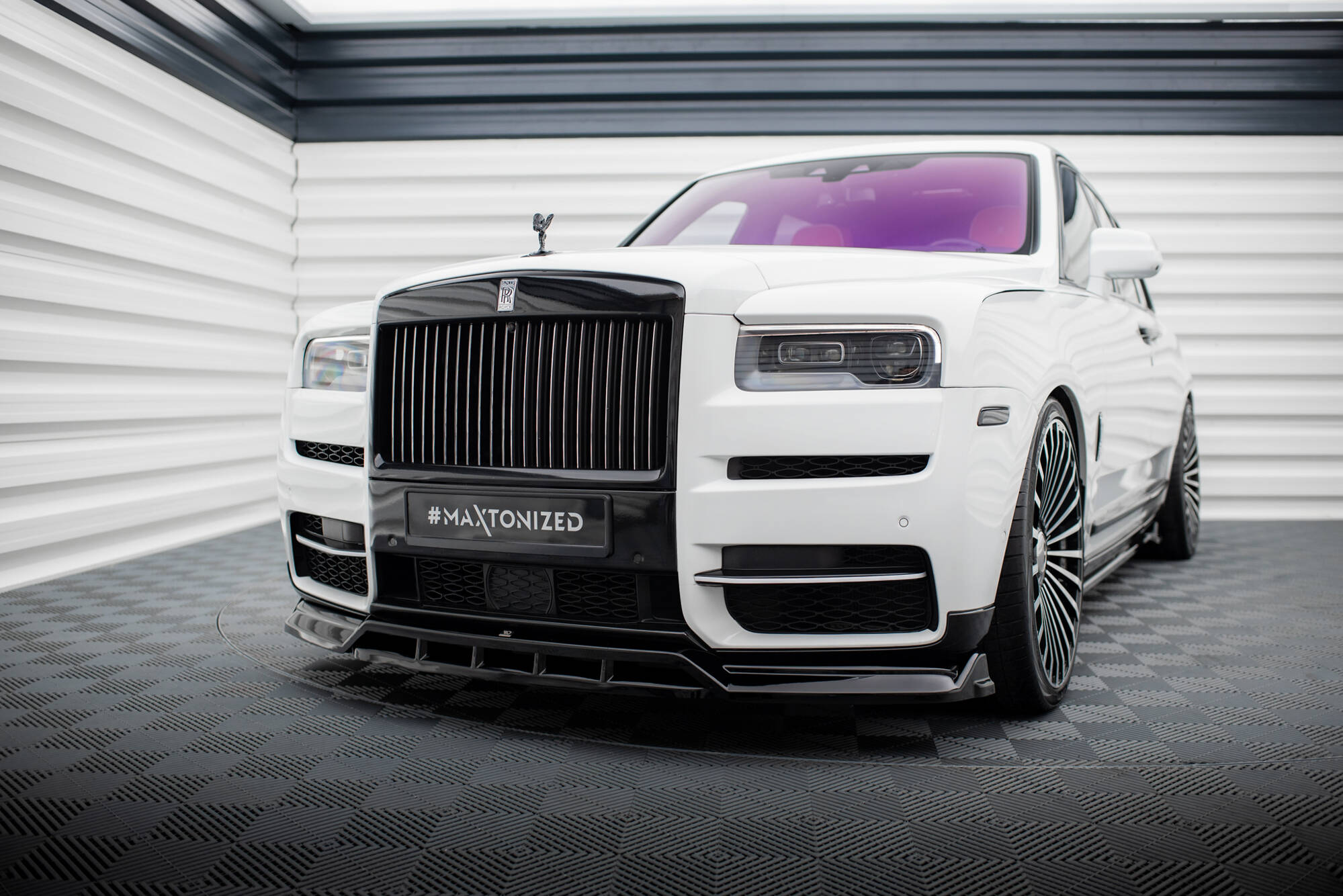 Frontlippe passend für Rolls Royce Cullinan schwarz Hochglanz