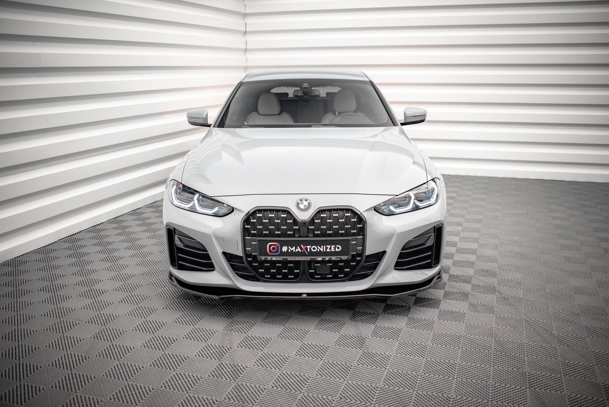 Street+ Spoilerlippe Front Ansatz V.1 passend für BMW 4er / i4 Gran Coupe M-Paket / M440i G26 schwarz Hochglanz