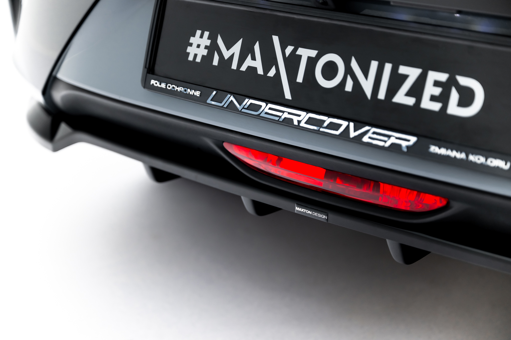 Street+ Mittlerer Diffusor RACE Heck Ansatz passend für Opel Corsa F FL Mk6 FL schwarz Hochglanz