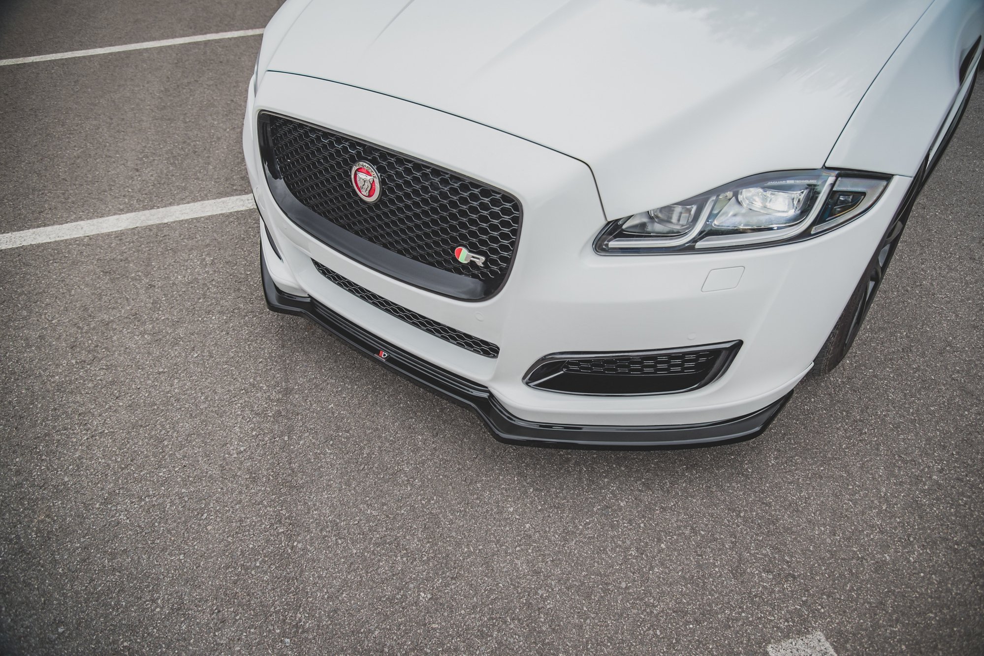 Front Ansatz für Jaguar XJ R-Sport X351 Facelift schwarz Hochglanz