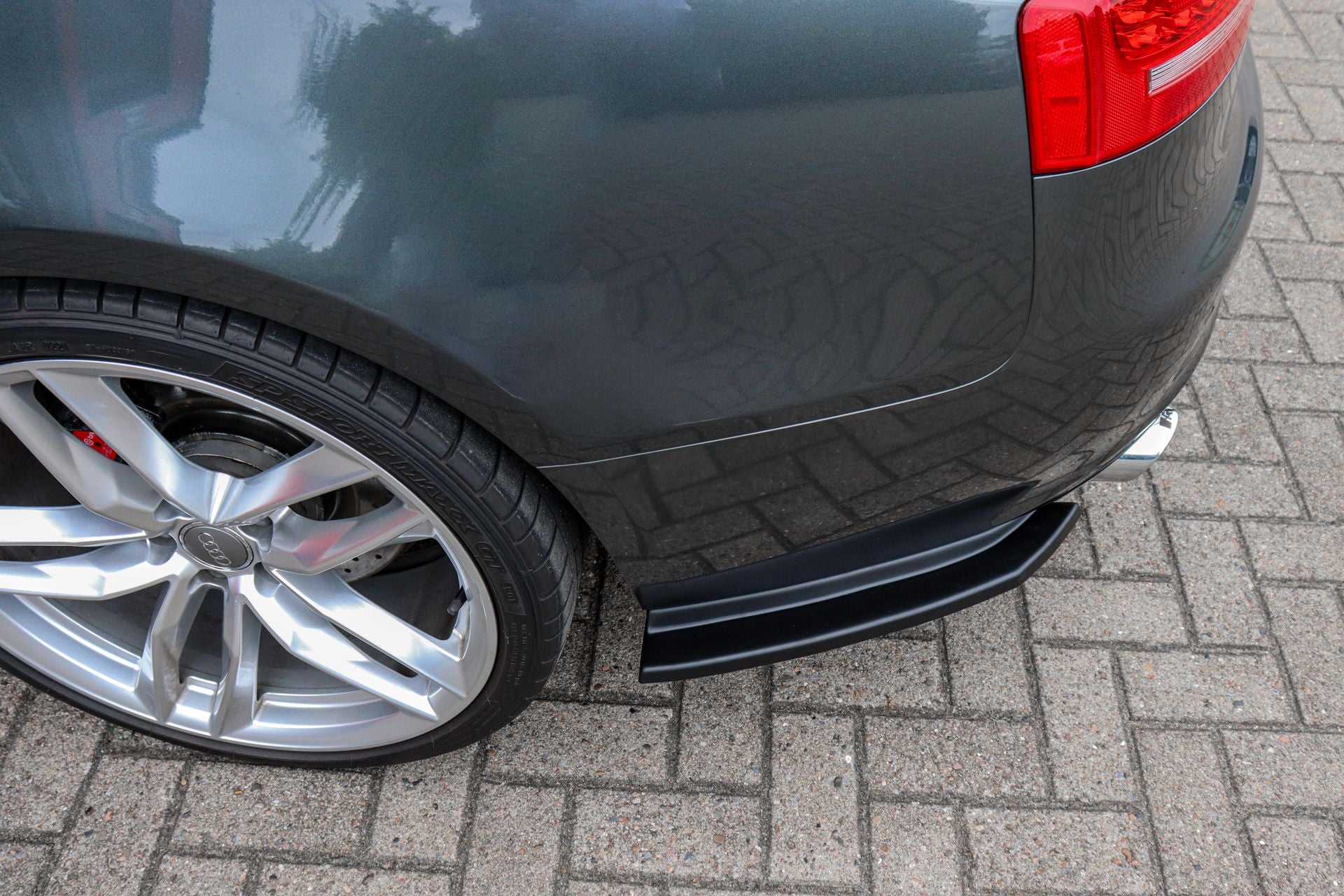 Heckansatz Seitenteile aus ABS für Audi A5 B8 nur für Cabrio / Coupe Carbon Optik