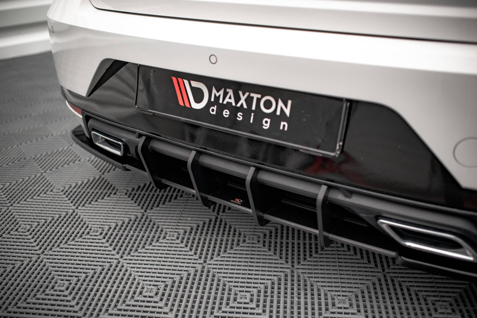 Street Pro Heckschürze Heck Ansatz Diffusor passend für Seat Ibiza FR/ Standard Mk5