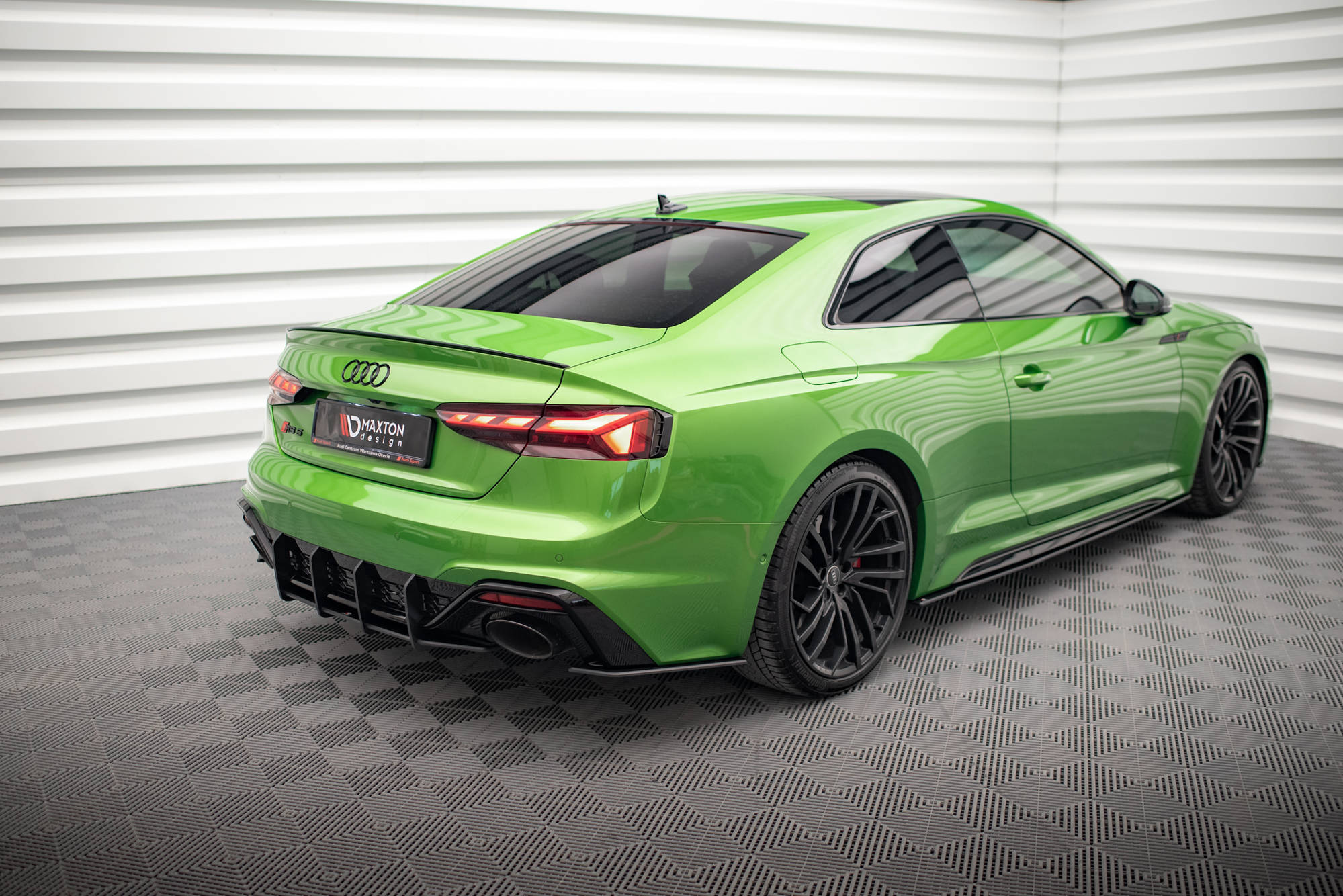 Street Pro Seitenschweller Leisten passend für Audi RS5 Coupe F5 FL rot
