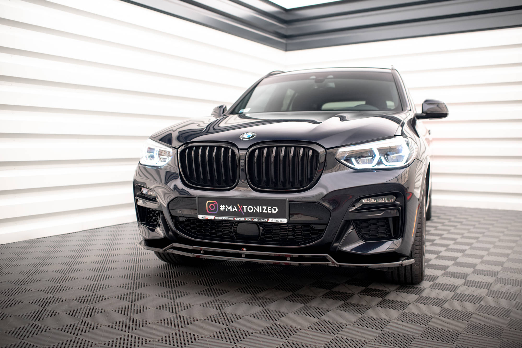 Front Ansatz V.1 für BMW X3 M40d / M40i / M-Paket G01 schwarz Hochglanz