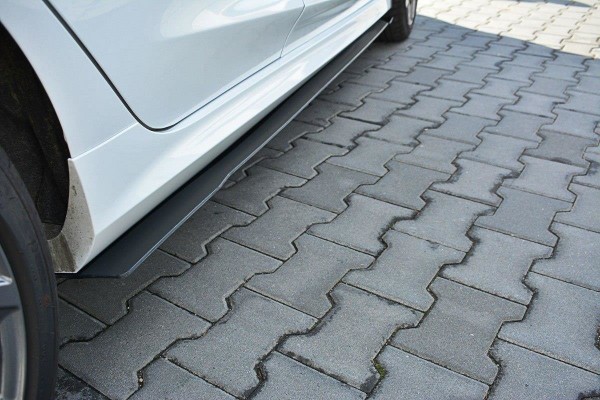 Sport Seitenschweller Ansatz für V.2 für Ford Fiesta Mk8 ST / ST-Line