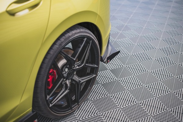 Robuste Racing Heck Ansatz Flaps Diffusor +Flaps für Volkswagen Golf 8 GTI Clubsport schwarz Hochgla