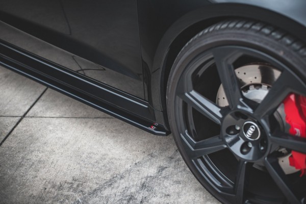 Seitenschweller Ansatz für V.2 für Audi RS3 8V Sportback Facelift schwarz Hochglanz