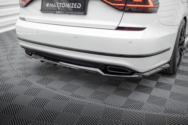 Hinten Splitter (mit einem vertikalem balken) für Volkswagen Passat GT B8 Facelift USA schwarz Hochg