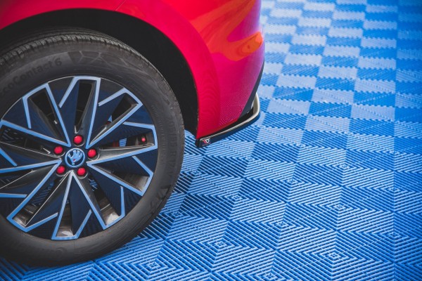 Heck Ansatz Flaps Diffusor für Skoda Kamiq Carbon Look