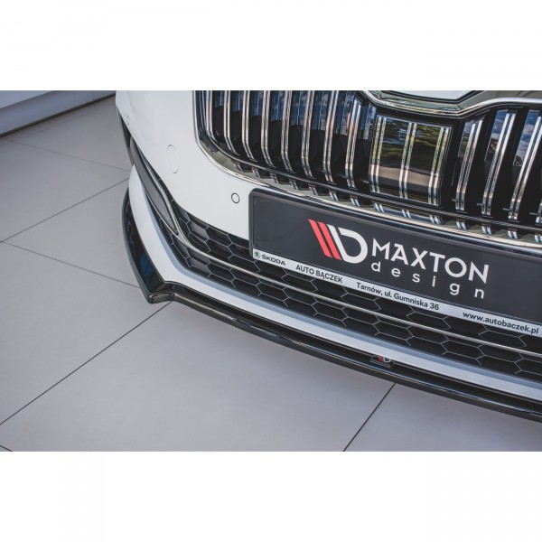 Front Ansatz V.1 für Skoda Superb Mk3 FL schwarz Hochglanz