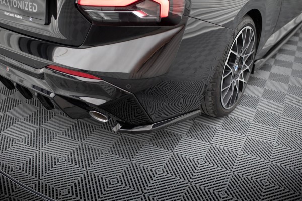 Heck Ansatz Flaps Diffusor V.3 für BMW 2 G42 schwarz Hochglanz