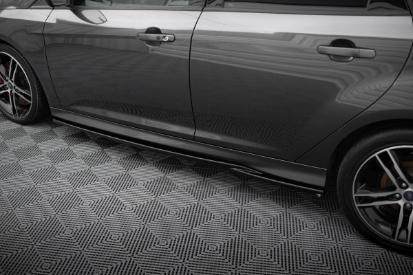 Seitenschweller Ansatz für V.2 für Ford Focus ST Mk3 schwarz Hochglanz