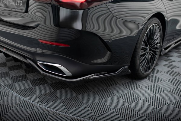 Hinten Splitter (mit einem vertikalem balken) für Mercedes-Benz E AMG-Line W214 schwarz Hochglanz