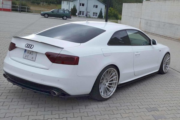 Heck Ansatz Flaps Diffusor für AUDI A5 S-LINE Facelift schwarz Hochglanz