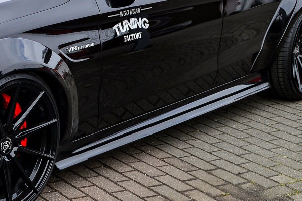 Seitenschweller in Cup Racing Optik