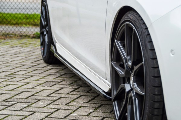 Seitenschwellersatz mit Wing, aus ABS Kunststoff gefertigt ( nur passend für Kombi SW GT +GT-Line) h