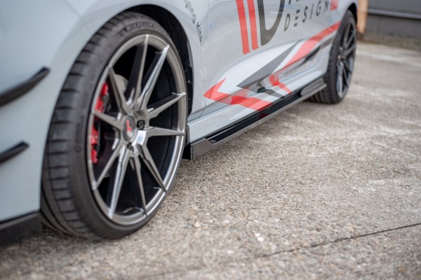 Seitenschweller Ansatz für V.3 für Ford Fiesta Mk8 ST / ST-Line schwarz Hochglanz
