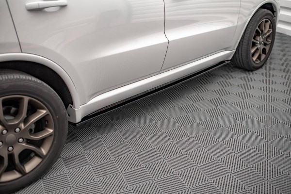 Seitenschweller Ansatz für Dodge Durango RT Mk3 schwarz Hochglanz
