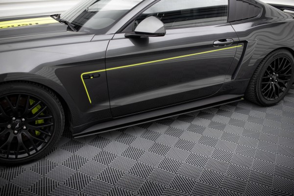 Street Pro Seitenschweller Ansatz für Ford Mustang GT Mk6