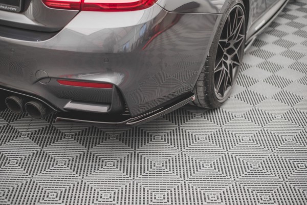 Heck Ansatz Flaps Diffusor V.2 für BMW M4 F82 schwarz Hochglanz