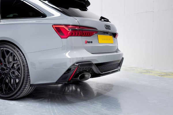 Heck Ansatz Flaps Diffusor V.1 für Audi RS6 C8 / RS7 C8 schwarz Hochglanz