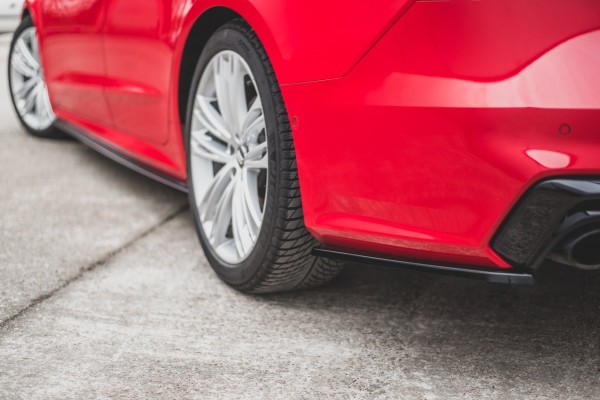 Heck Ansatz Flaps Diffusor für Audi A7 S-Line C8 / S7 C8 schwarz Hochglanz