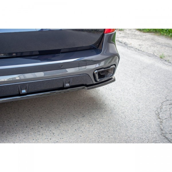 Mittlerer Diffusor Heck Ansatz für BMW X5 G05 M Paket schwarz Hochglanz
