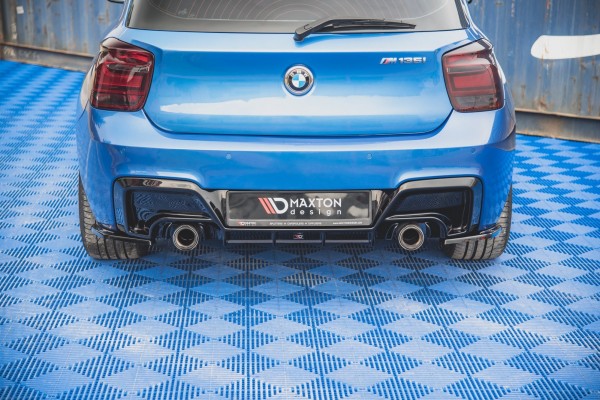 Heck Ansatz Flaps Diffusor V.2 für BMW M135i F20 schwarz Hochglanz