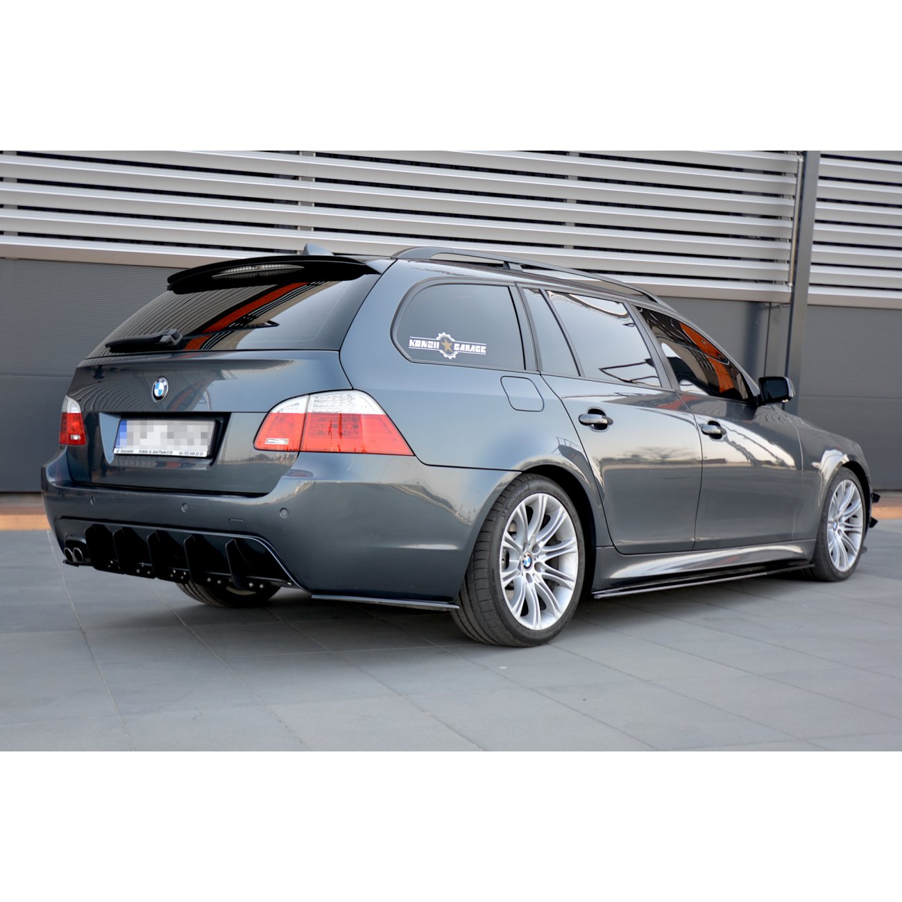 Heck Ansatz Flaps Diffusor passend für BMW 5er E60/E61 M Paket schwarz  Hochglanz günstig im Online-Shop von MM-Concetps kaufen
