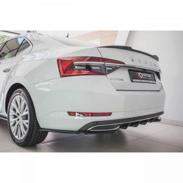 Diffusor Heck Ansatz für Skoda Superb Mk3 FL schwarz Hochglanz