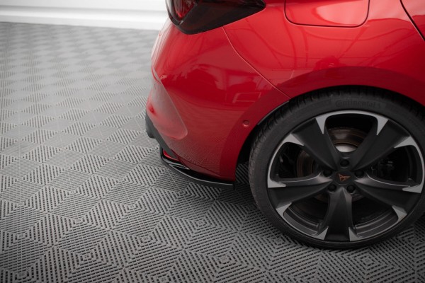 Heck Ansatz Flaps Diffusor V.1 für Cupra Leon Hatchback Mk1 schwarz Hochglanz