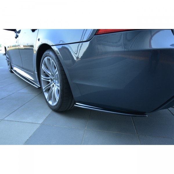Heck Ansatz Flaps Diffusor für BMW 5er E60/E61 M Paket schwarz Hochglanz