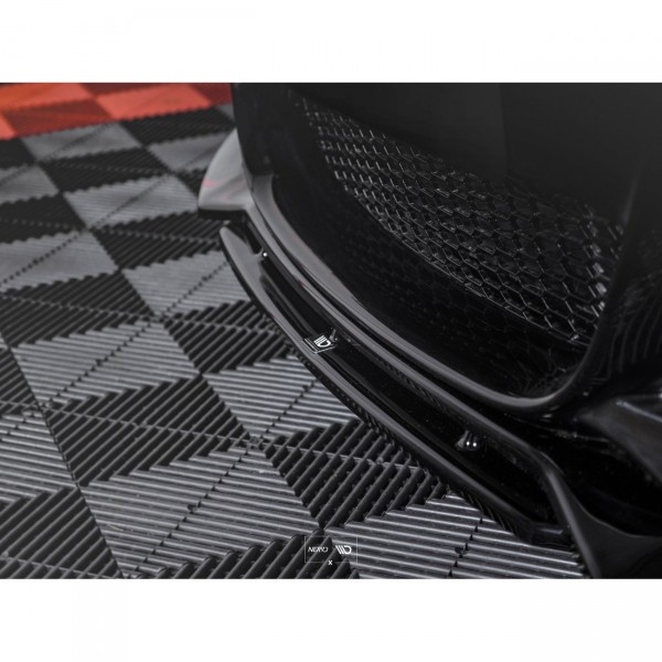 Front Ansatz passend für V.1 BMW 1er E82 FACELIFT M Paket schwarz Hochglanz