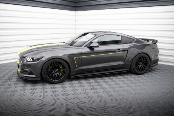 Street Pro Seitenschweller Ansatz für Ford Mustang GT Mk6